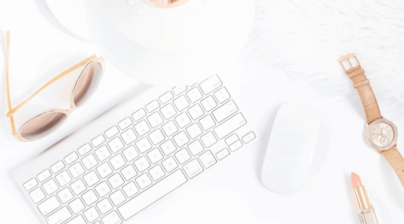 Relatório mensal de renda on-line de agosto de 2015